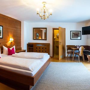 Dreibettzimmer
